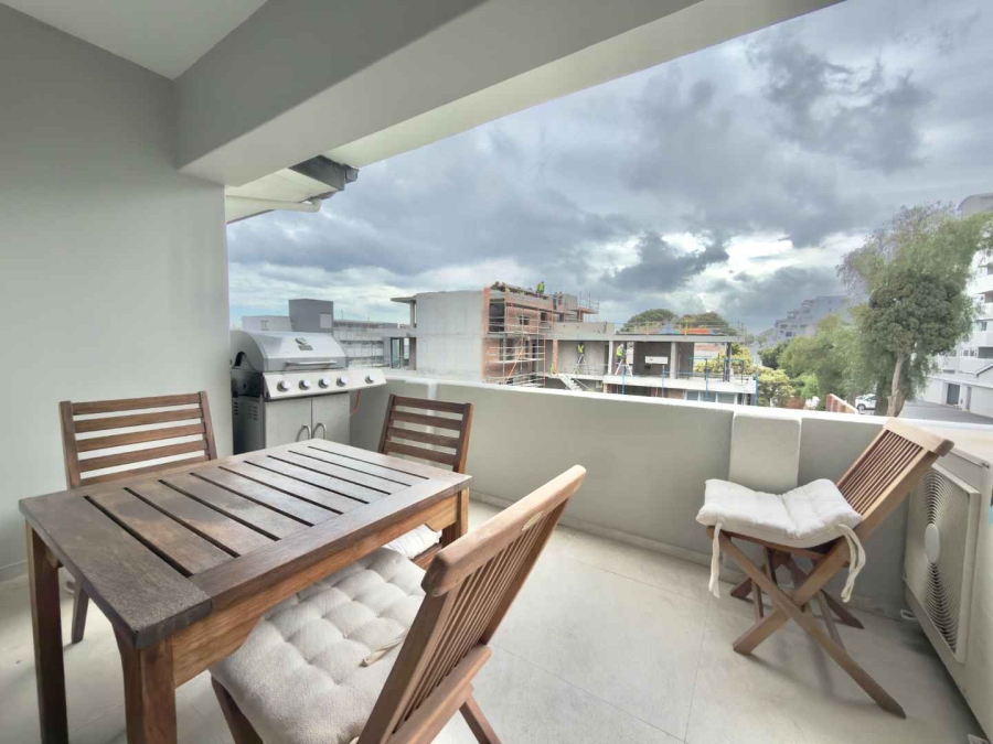 To Let 2 Bedroom Property for Rent in Sea Point Western Cape